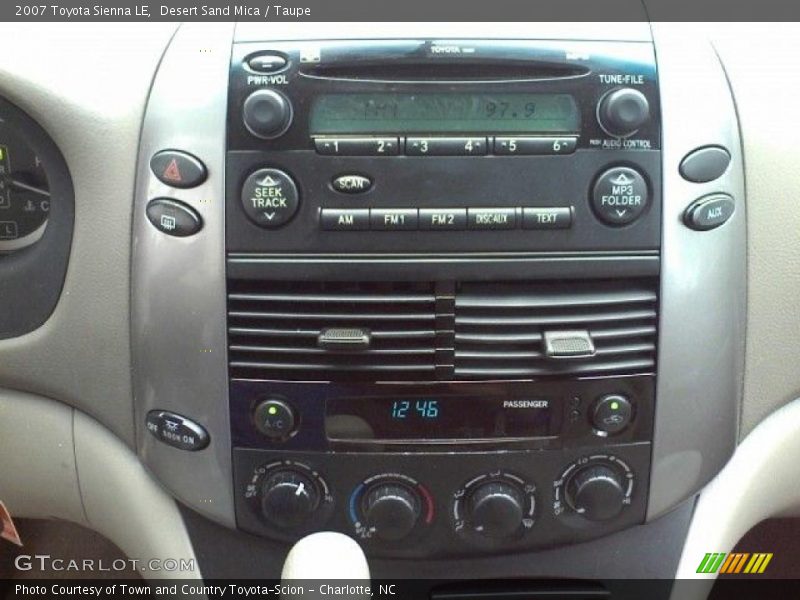 Desert Sand Mica / Taupe 2007 Toyota Sienna LE