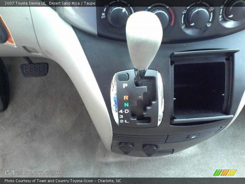 Desert Sand Mica / Taupe 2007 Toyota Sienna LE