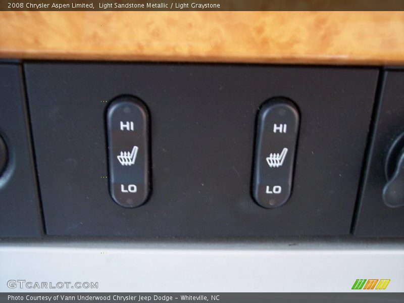 Light Sandstone Metallic / Light Graystone 2008 Chrysler Aspen Limited