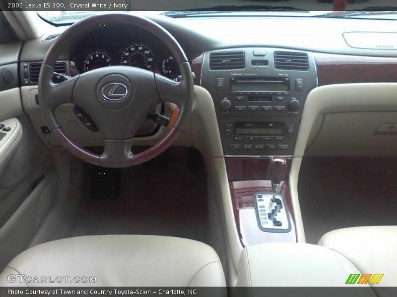 Crystal White / Ivory 2002 Lexus ES 300