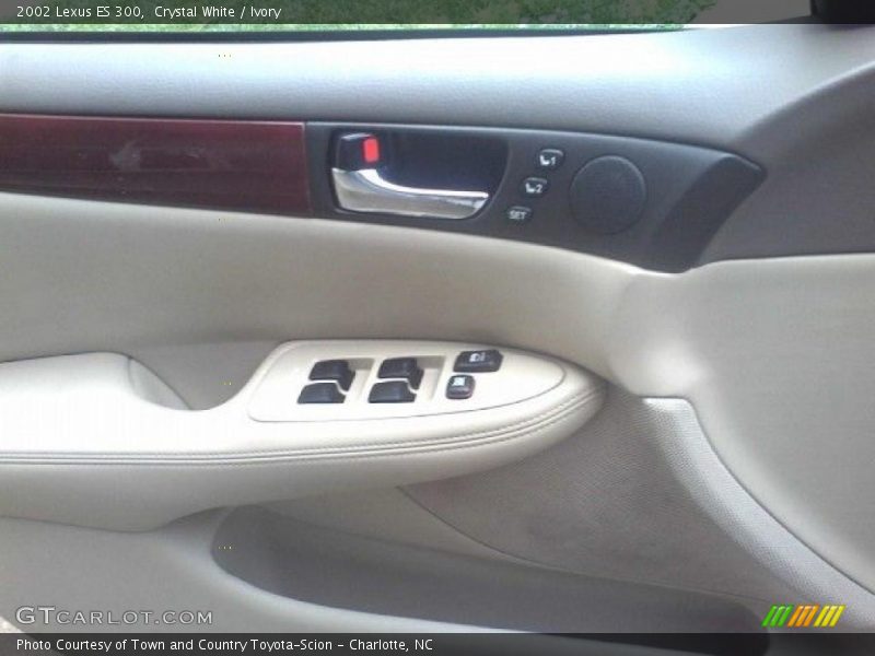 Crystal White / Ivory 2002 Lexus ES 300