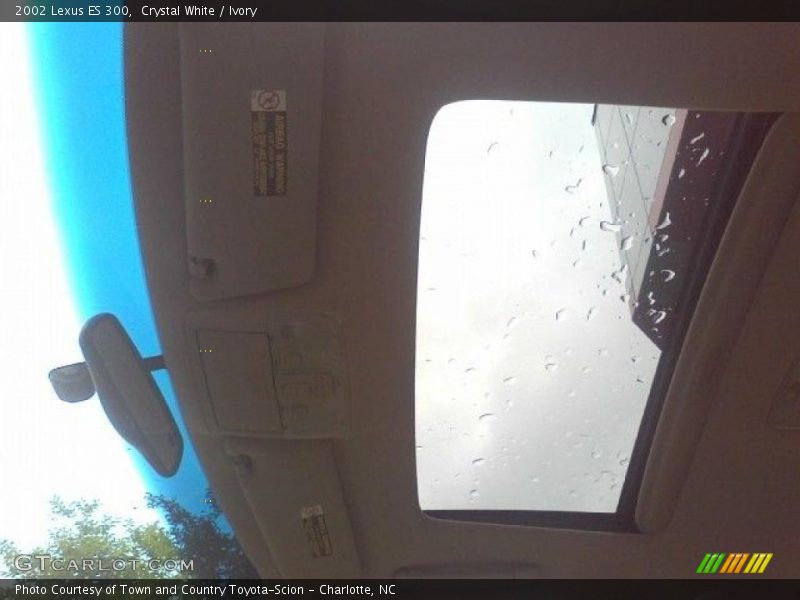 Crystal White / Ivory 2002 Lexus ES 300