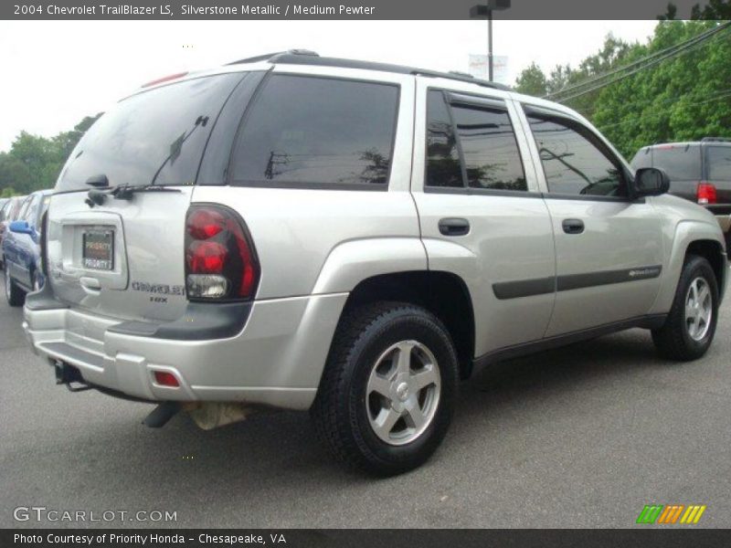 Silverstone Metallic / Medium Pewter 2004 Chevrolet TrailBlazer LS