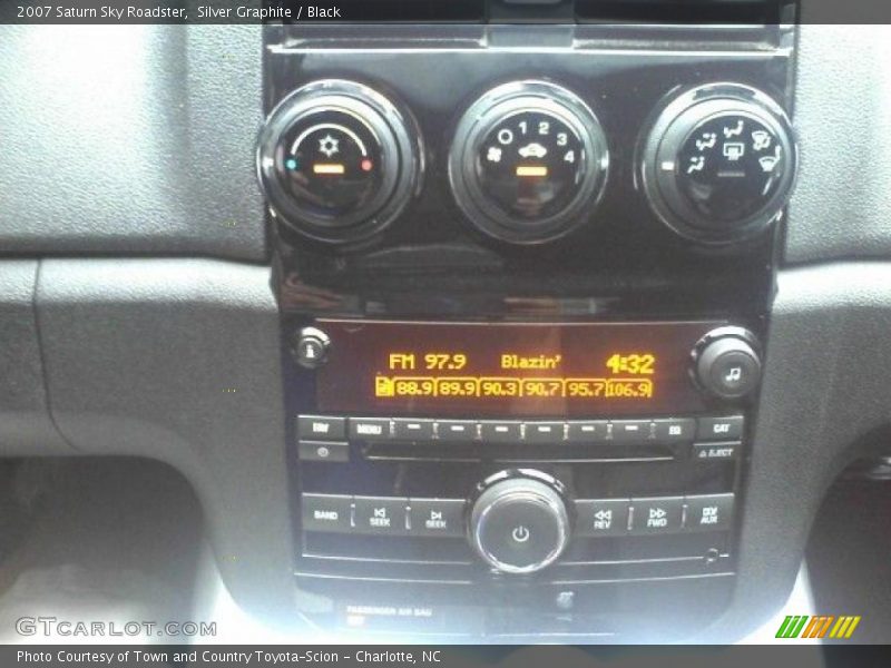 Silver Graphite / Black 2007 Saturn Sky Roadster