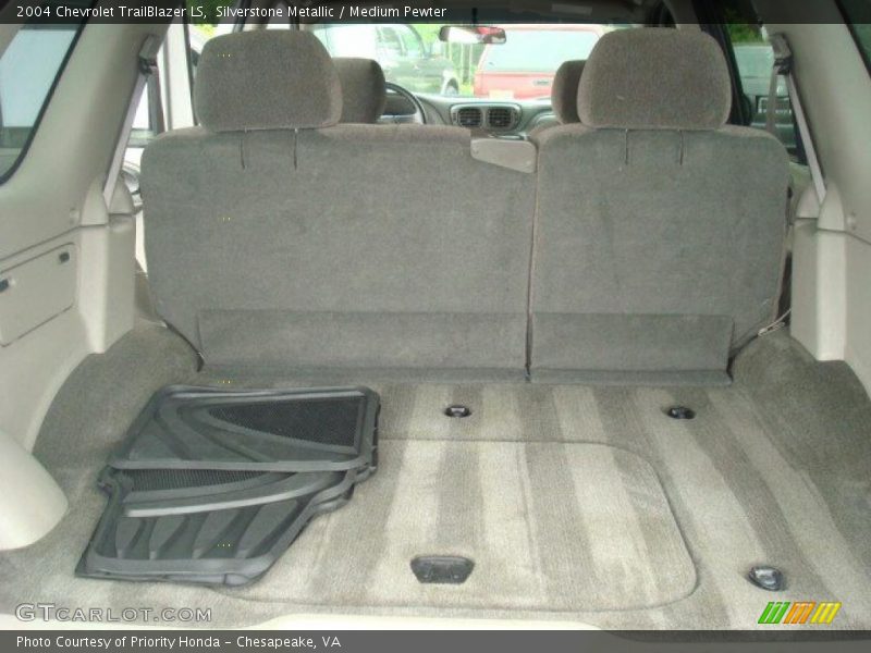 Silverstone Metallic / Medium Pewter 2004 Chevrolet TrailBlazer LS