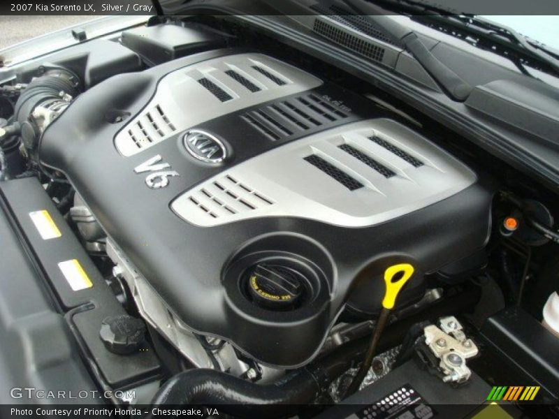 Silver / Gray 2007 Kia Sorento LX
