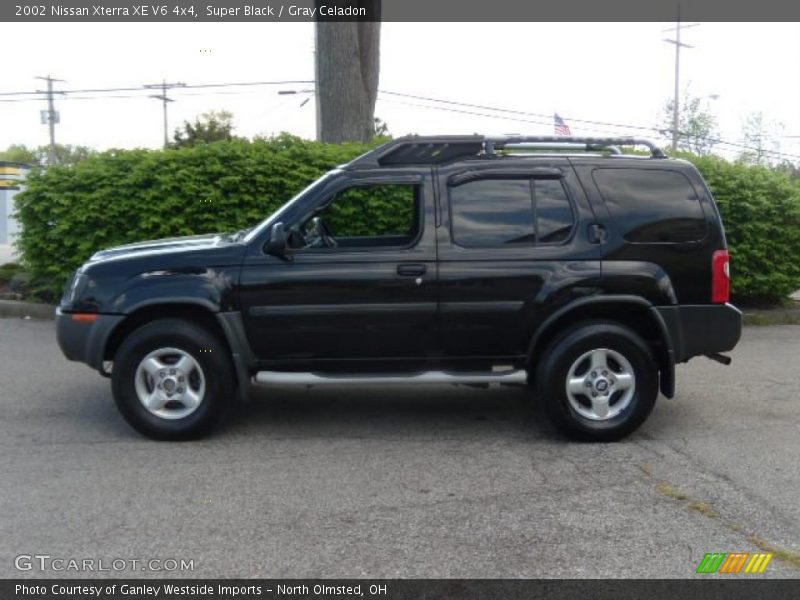 Super Black / Gray Celadon 2002 Nissan Xterra XE V6 4x4