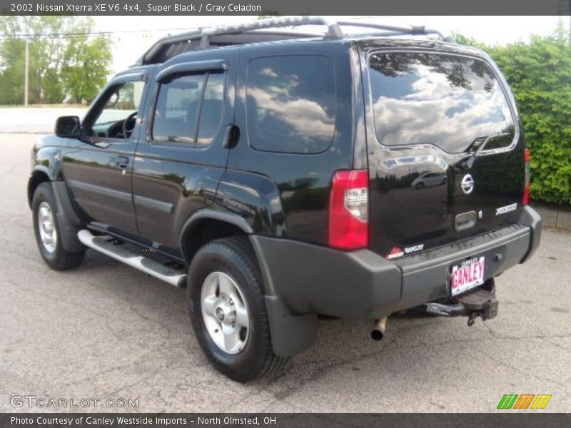 Super Black / Gray Celadon 2002 Nissan Xterra XE V6 4x4