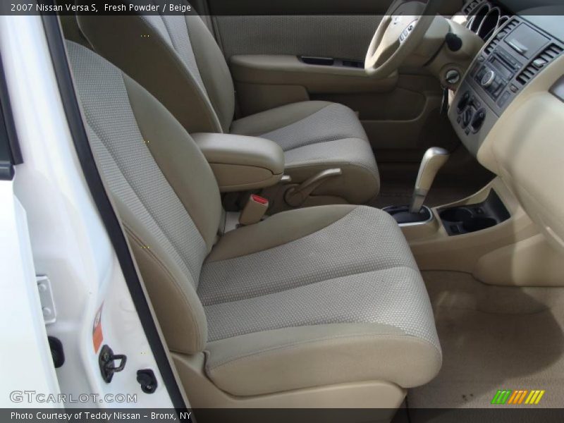 Fresh Powder / Beige 2007 Nissan Versa S