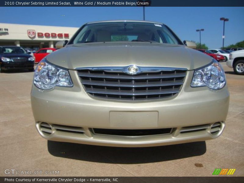 White Gold / Medium Pebble Beige/Cream 2010 Chrysler Sebring Limited Sedan