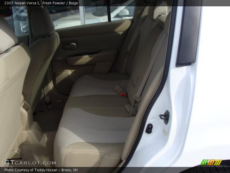 Fresh Powder / Beige 2007 Nissan Versa S