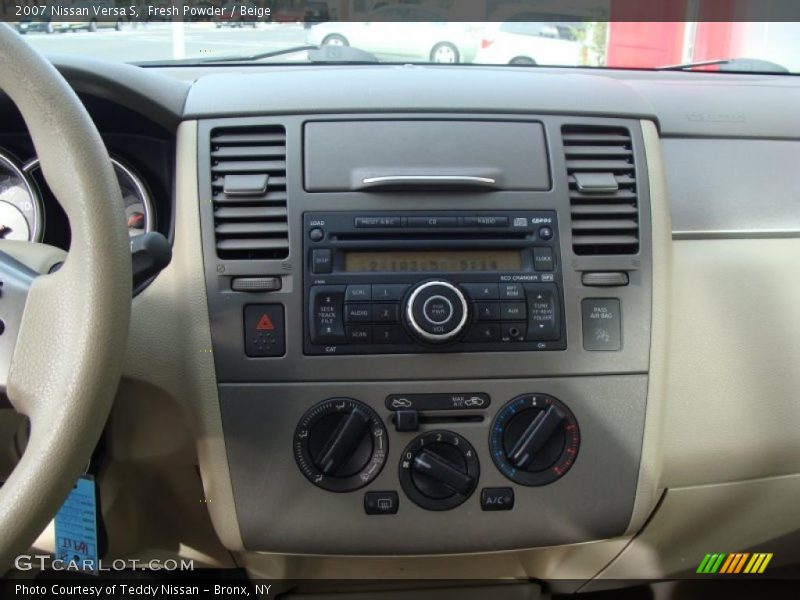 Fresh Powder / Beige 2007 Nissan Versa S