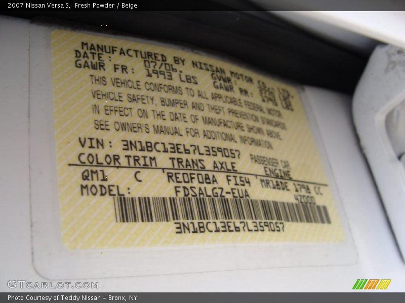 Fresh Powder / Beige 2007 Nissan Versa S