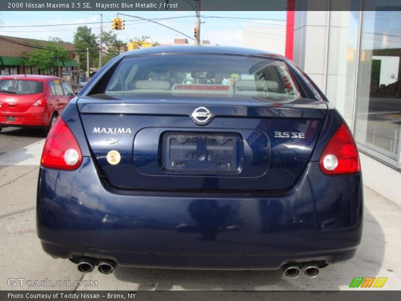 Majestic Blue Metallic / Frost 2006 Nissan Maxima 3.5 SE