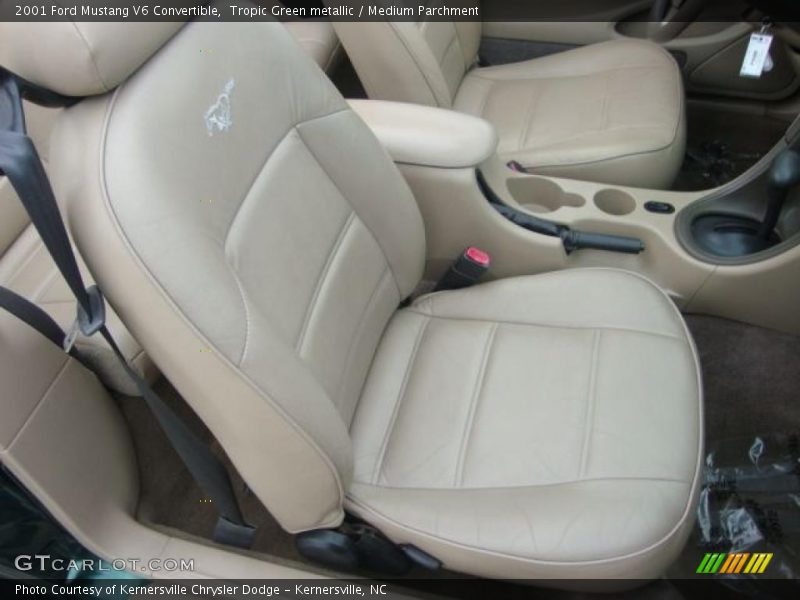Tropic Green metallic / Medium Parchment 2001 Ford Mustang V6 Convertible