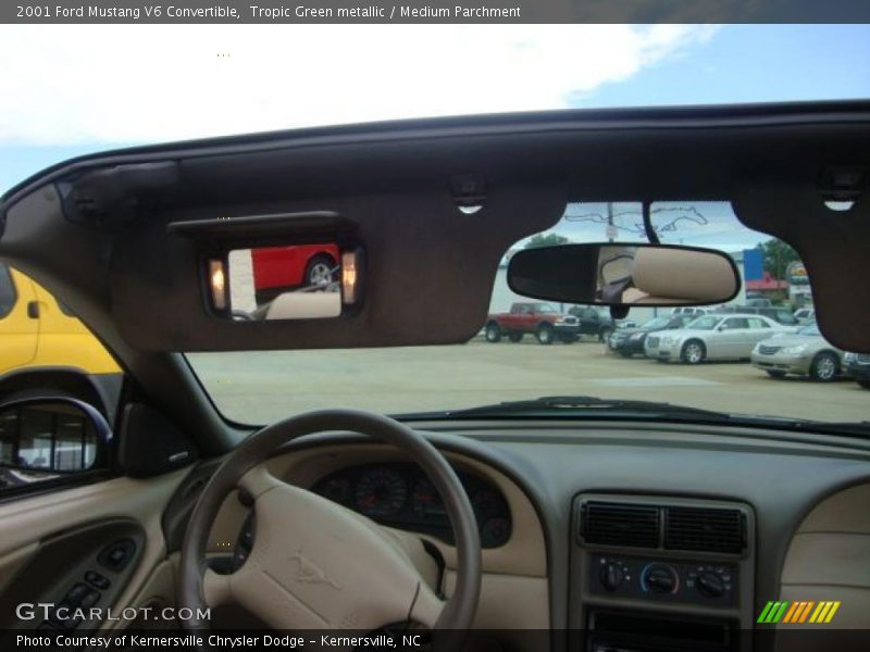 Tropic Green metallic / Medium Parchment 2001 Ford Mustang V6 Convertible