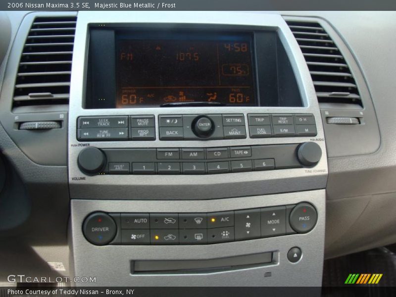 Majestic Blue Metallic / Frost 2006 Nissan Maxima 3.5 SE