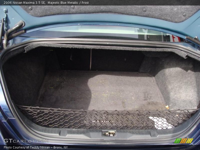 Majestic Blue Metallic / Frost 2006 Nissan Maxima 3.5 SE