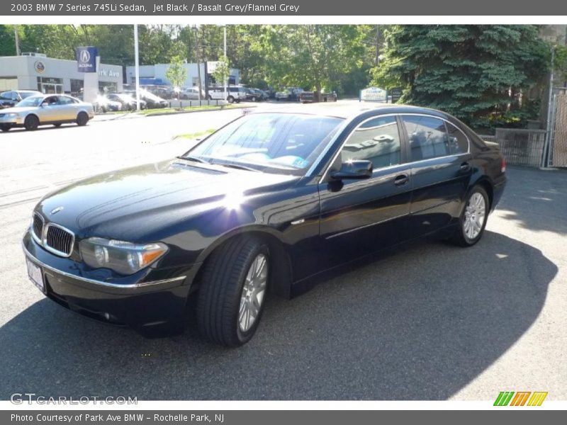 Jet Black / Basalt Grey/Flannel Grey 2003 BMW 7 Series 745Li Sedan