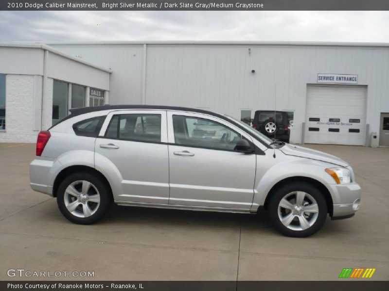 Bright Silver Metallic / Dark Slate Gray/Medium Graystone 2010 Dodge Caliber Mainstreet