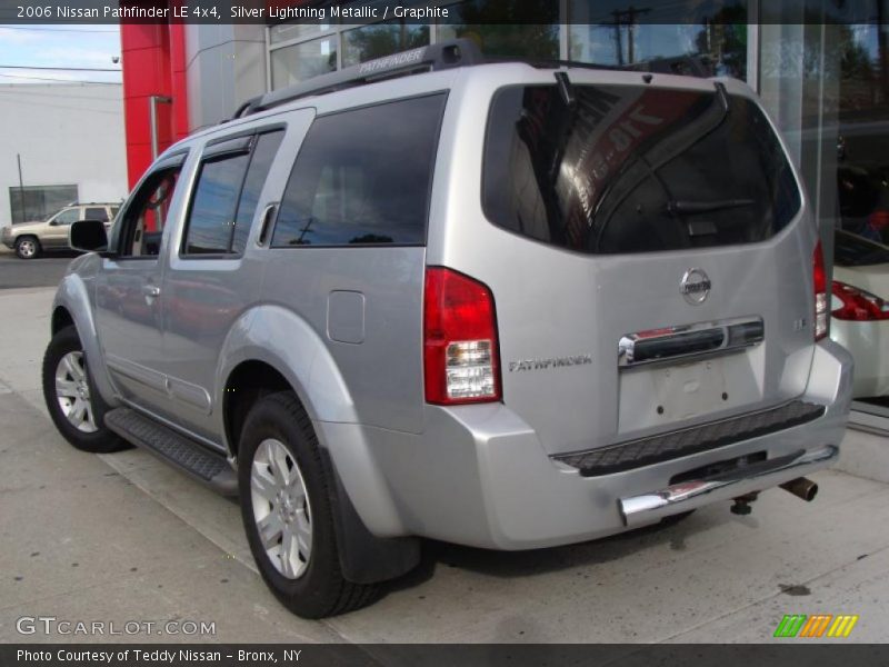 Silver Lightning Metallic / Graphite 2006 Nissan Pathfinder LE 4x4