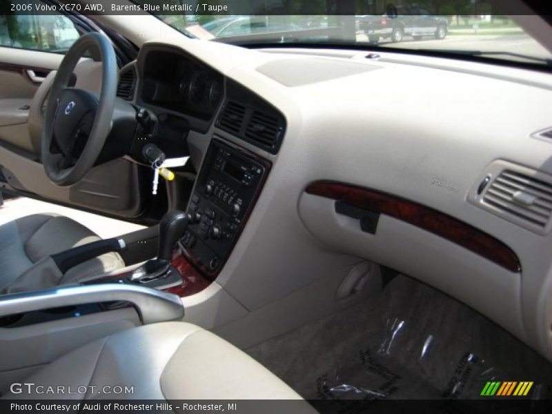 Barents Blue Metallic / Taupe 2006 Volvo XC70 AWD