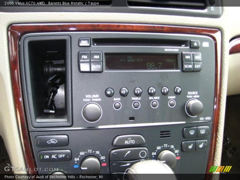 Barents Blue Metallic / Taupe 2006 Volvo XC70 AWD