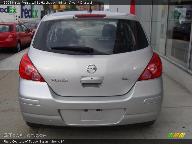 Brilliant Silver / Charcoal 2008 Nissan Versa 1.8 SL Hatchback