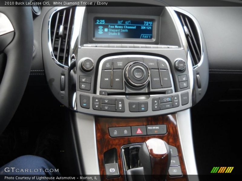 White Diamond Tricoat / Ebony 2010 Buick LaCrosse CXS