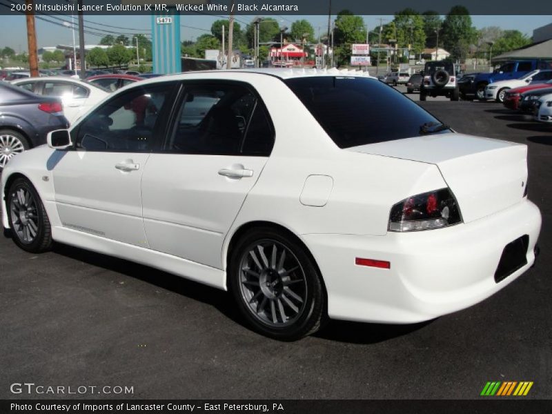 Wicked White / Black Alcantara 2006 Mitsubishi Lancer Evolution IX MR