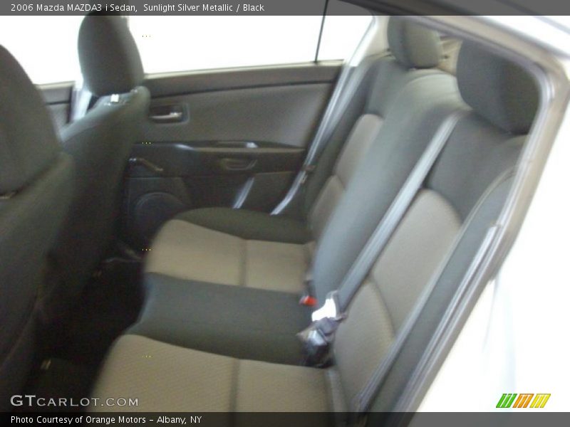 Sunlight Silver Metallic / Black 2006 Mazda MAZDA3 i Sedan