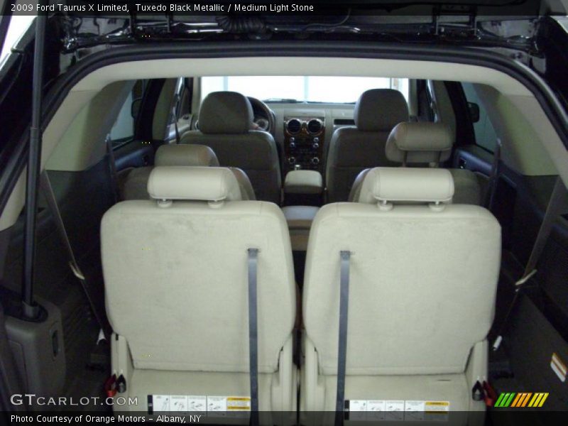 Tuxedo Black Metallic / Medium Light Stone 2009 Ford Taurus X Limited