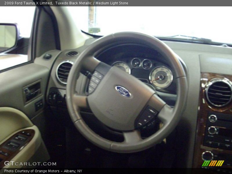 Tuxedo Black Metallic / Medium Light Stone 2009 Ford Taurus X Limited
