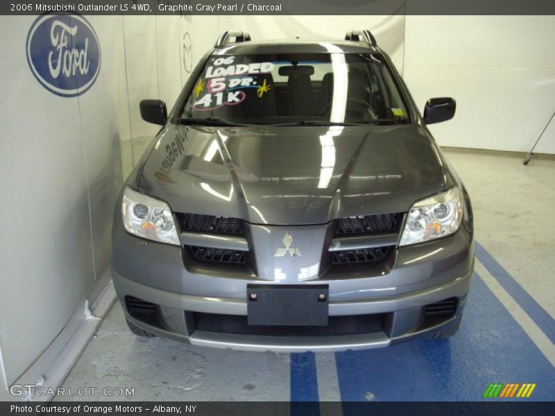 Graphite Gray Pearl / Charcoal 2006 Mitsubishi Outlander LS 4WD