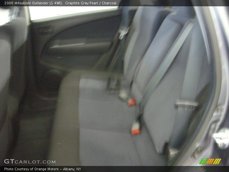 Graphite Gray Pearl / Charcoal 2006 Mitsubishi Outlander LS 4WD