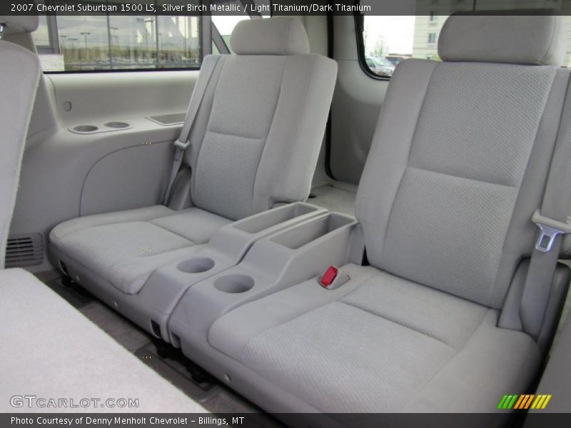 Silver Birch Metallic / Light Titanium/Dark Titanium 2007 Chevrolet Suburban 1500 LS