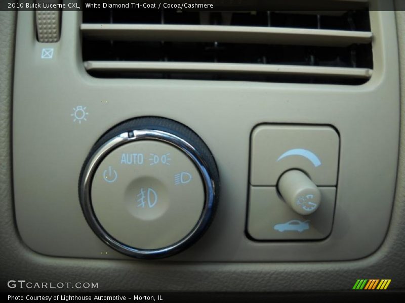 White Diamond Tri-Coat / Cocoa/Cashmere 2010 Buick Lucerne CXL