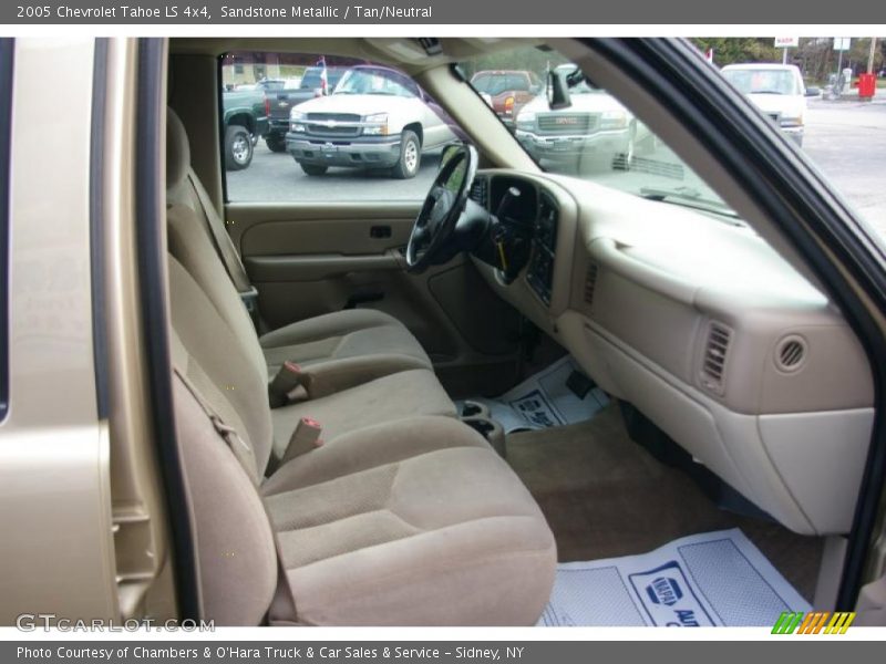 Sandstone Metallic / Tan/Neutral 2005 Chevrolet Tahoe LS 4x4