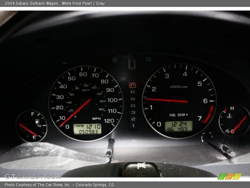 White Frost Pearl / Gray 2004 Subaru Outback Wagon