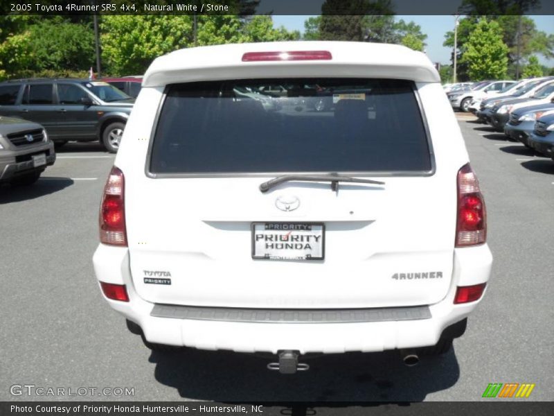 Natural White / Stone 2005 Toyota 4Runner SR5 4x4