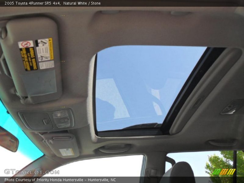 Natural White / Stone 2005 Toyota 4Runner SR5 4x4