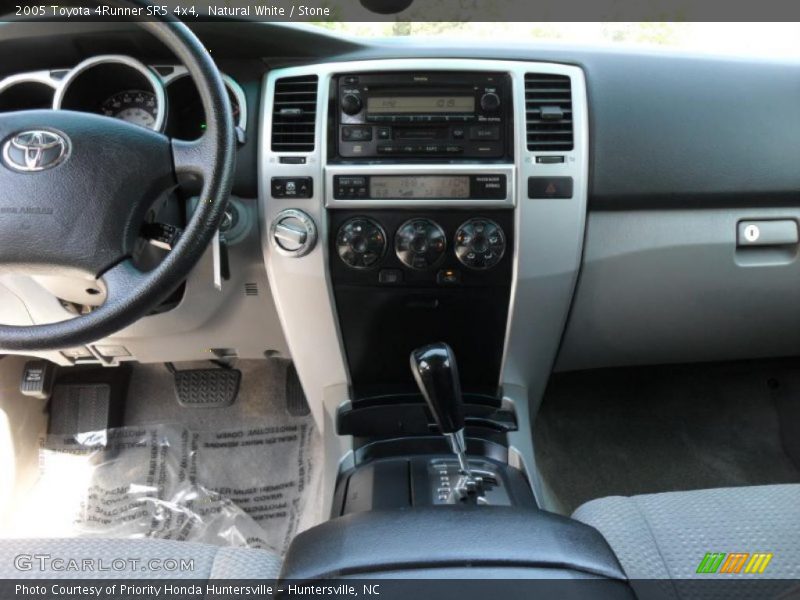 Natural White / Stone 2005 Toyota 4Runner SR5 4x4