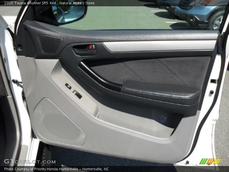 Natural White / Stone 2005 Toyota 4Runner SR5 4x4