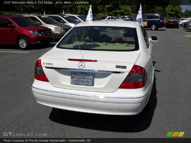 Arctic White / Cashmere 2007 Mercedes-Benz E 350 Sedan
