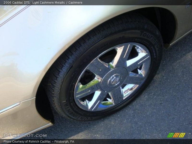 Light Cashmere Metallic / Cashmere 2006 Cadillac DTS