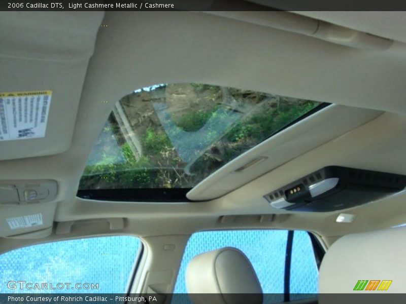Light Cashmere Metallic / Cashmere 2006 Cadillac DTS