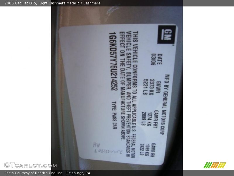 Light Cashmere Metallic / Cashmere 2006 Cadillac DTS