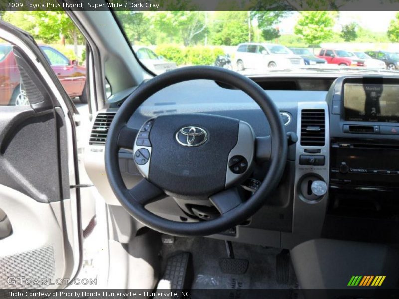 Super White / Dark Gray 2009 Toyota Prius Hybrid
