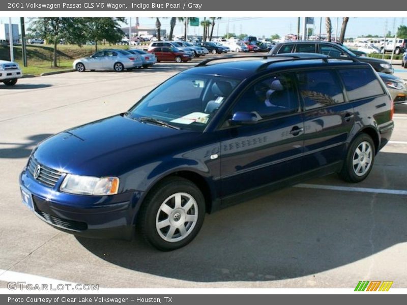 Indigo Blue Pearl / Gray 2001 Volkswagen Passat GLS V6 Wagon