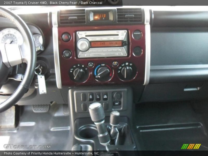 Black Cherry Pearl / Dark Charcoal 2007 Toyota FJ Cruiser 4WD